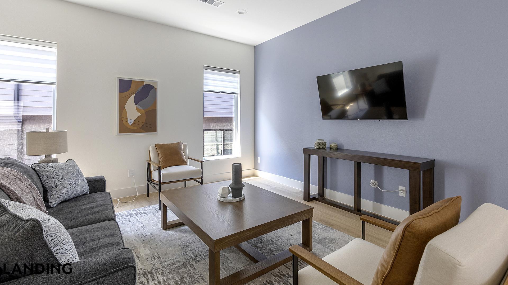 Building Photo - 2206 Arroyo Ave