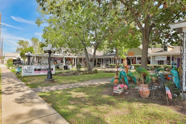 Building Photo - 22411 Main Blvd