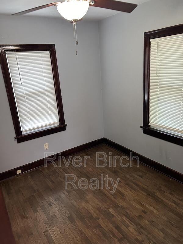 Building Photo - 2633 S Whittier Ave