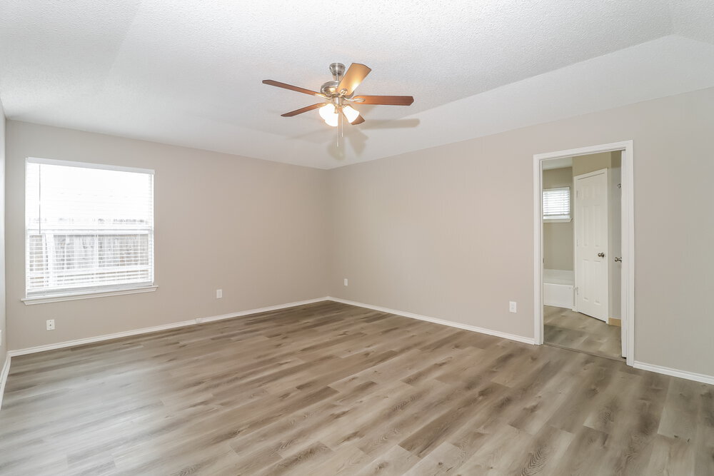 Building Photo - 5021 Flat Creek Dr