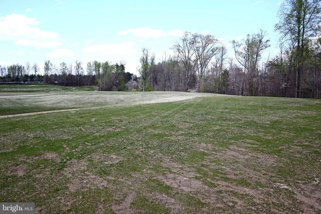 Building Photo - 2716 Lake Forest Dr