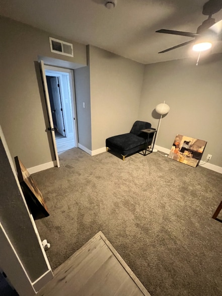 Building Photo - 2813 Kings Way