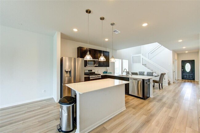 Building Photo - 20951 New Proper Dr