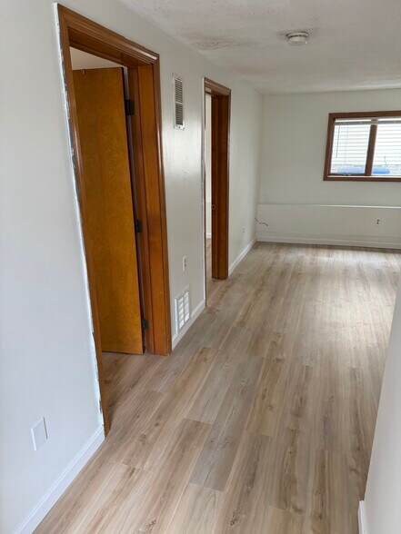 Building Photo - 97 Mill St