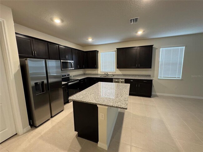 Building Photo - 5514 Banyan Bay Rd