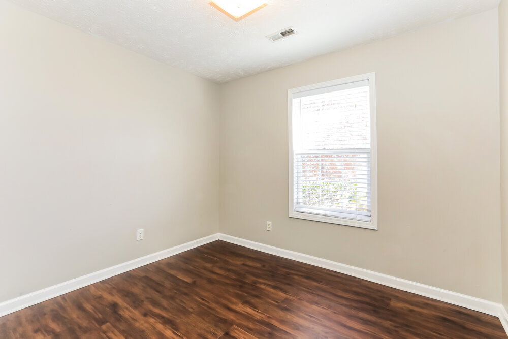 Building Photo - 10007 Nevada Ave