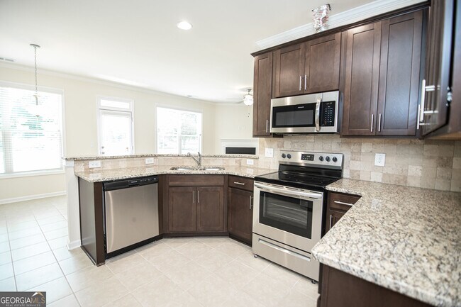 Building Photo - 5863 Krim Dr
