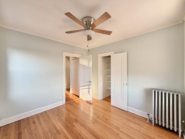 Building Photo - 2840 N Lockwood Ave