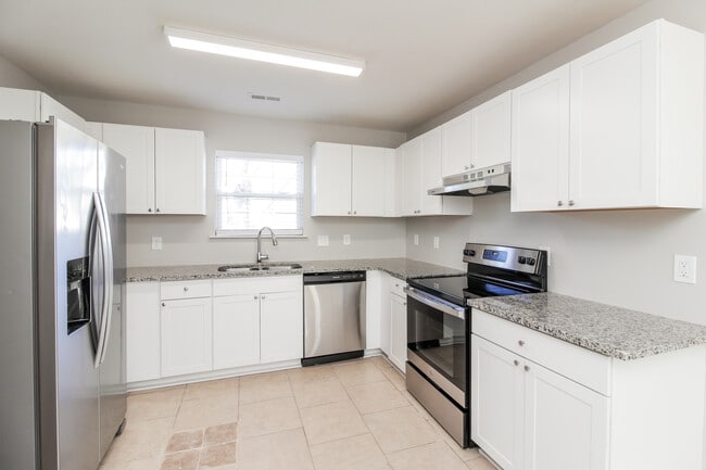 Building Photo - 1143 Hannah Rae Ct