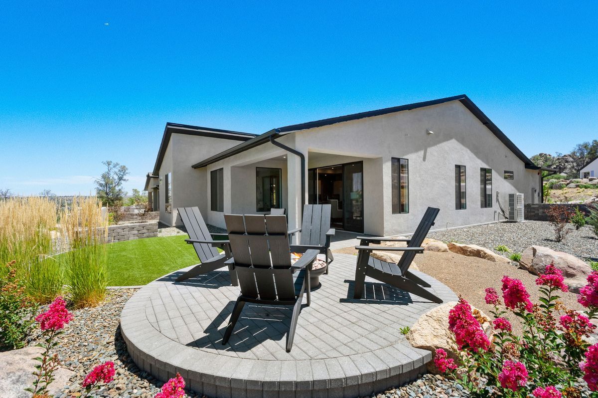 Building Photo - 1340 Rockwood Dr