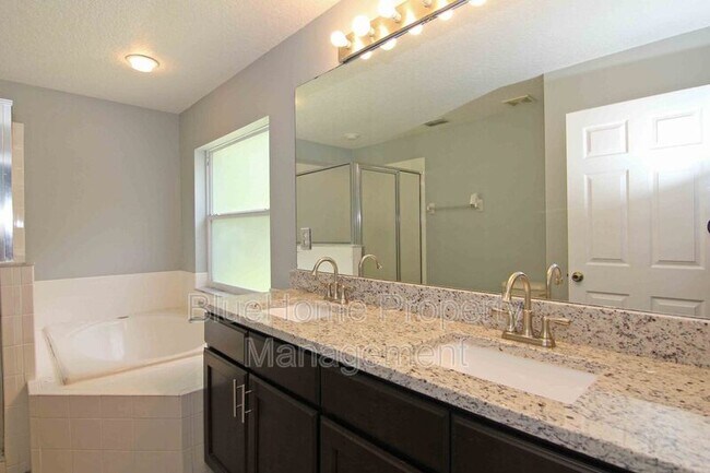 Building Photo - 2114 Ruche Ct