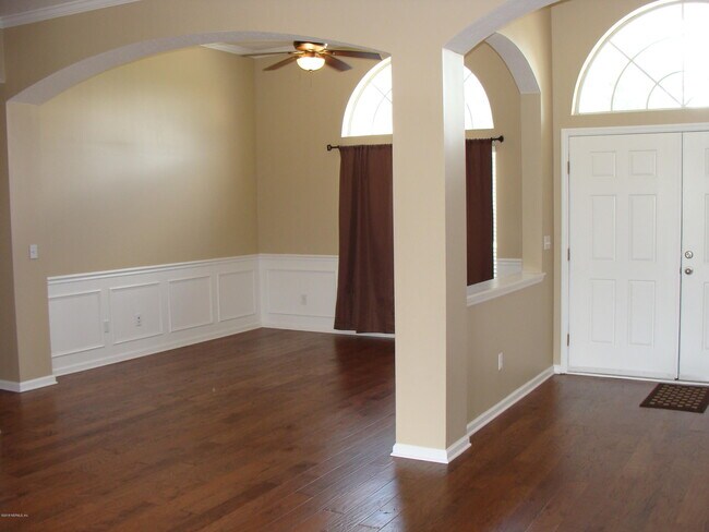 Building Photo - 2266 Cascadia Ct
