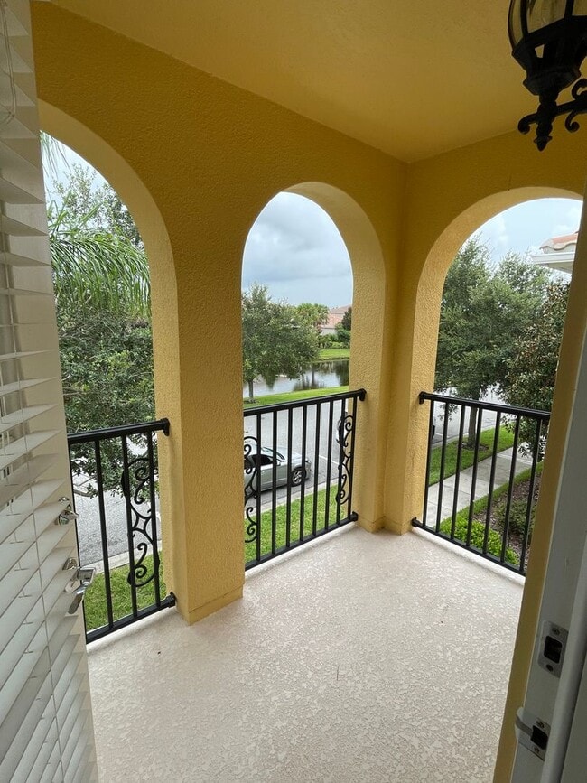 Building Photo - COMING OCTOBER!! Lake Nona 3 Bedroom 3 Bat...