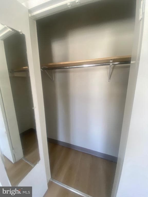 Building Photo - 131 Simpson St