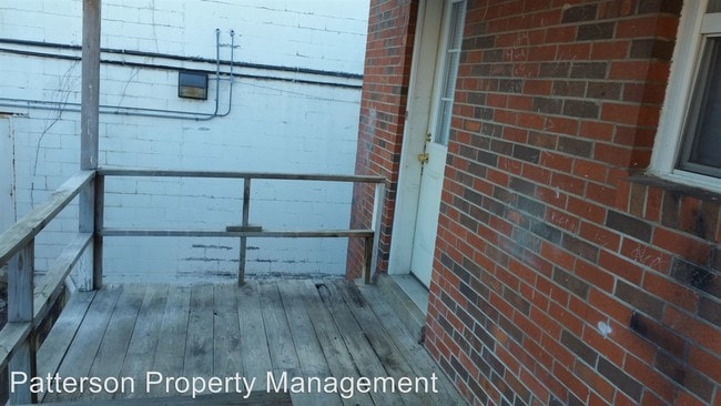 Building Photo - 211 E Ashley St