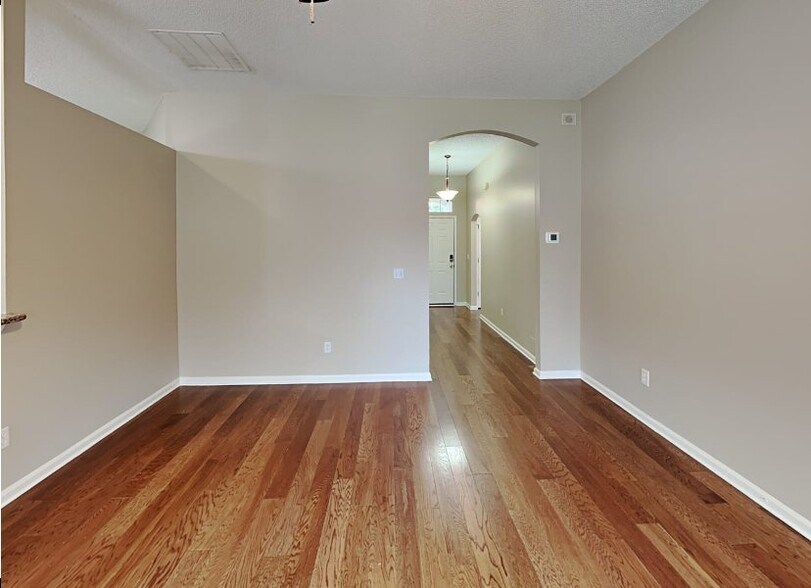 Building Photo - 1511 Beecher Ln