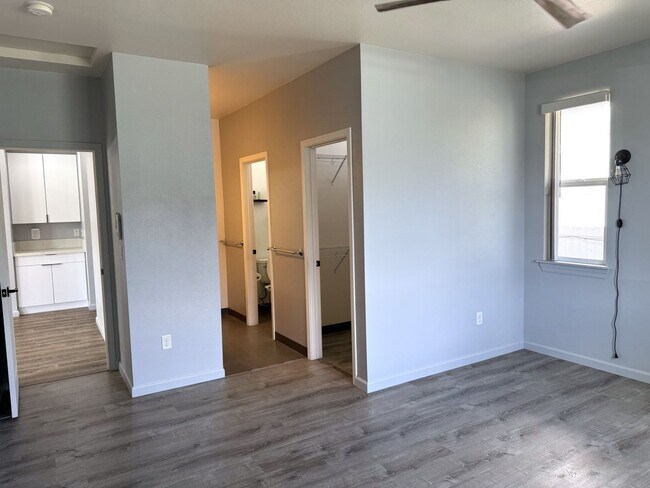 Building Photo - Mehana at Kapolei - 3 BR / 2 BA Single Family Home with Split AC and Enclosed Garage