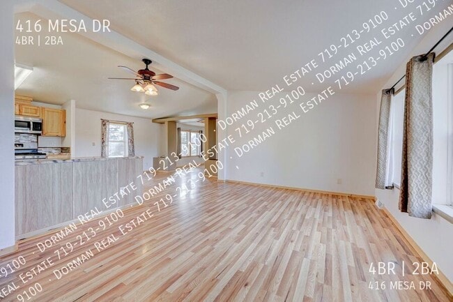 Building Photo - 416 Mesa Dr