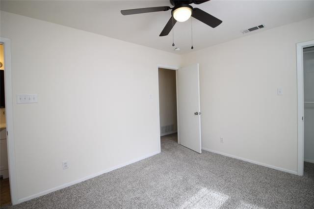 Building Photo - 3504 Bahamas Dr