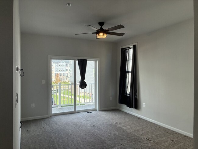 Building Photo - 2 Bedroom Condo in Glen Allen