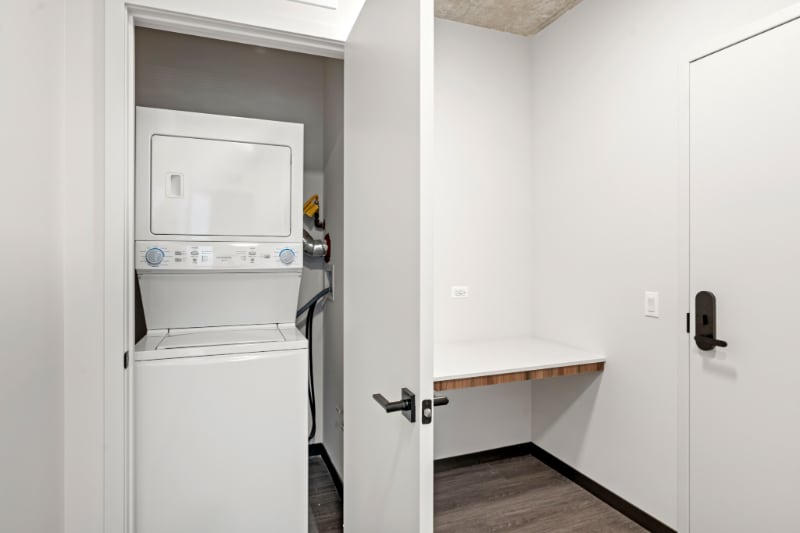 Building Photo - 124 N Ashland Blvd