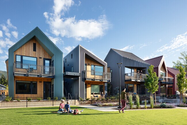 Building Photo - 1244 Quincy St