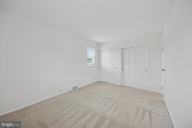 Building Photo - 4000 Lyman Dr