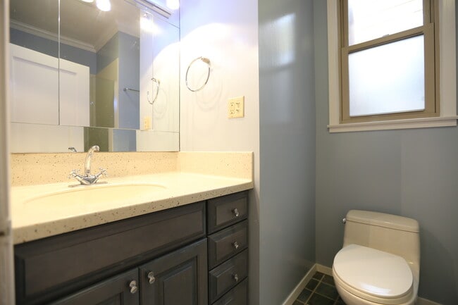 Building Photo - 2566-2568 22nd Avenue