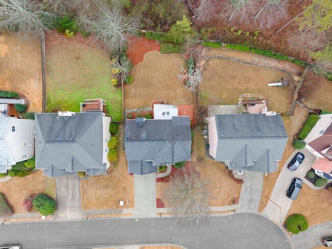 Building Photo - 2309 Wickingham Dr NE