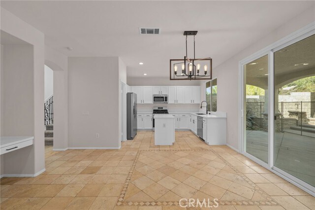 Building Photo - 795 Vía Blairo