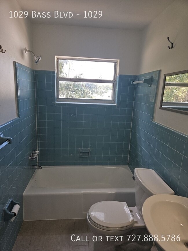 Building Photo - 1029 Bass Blvd