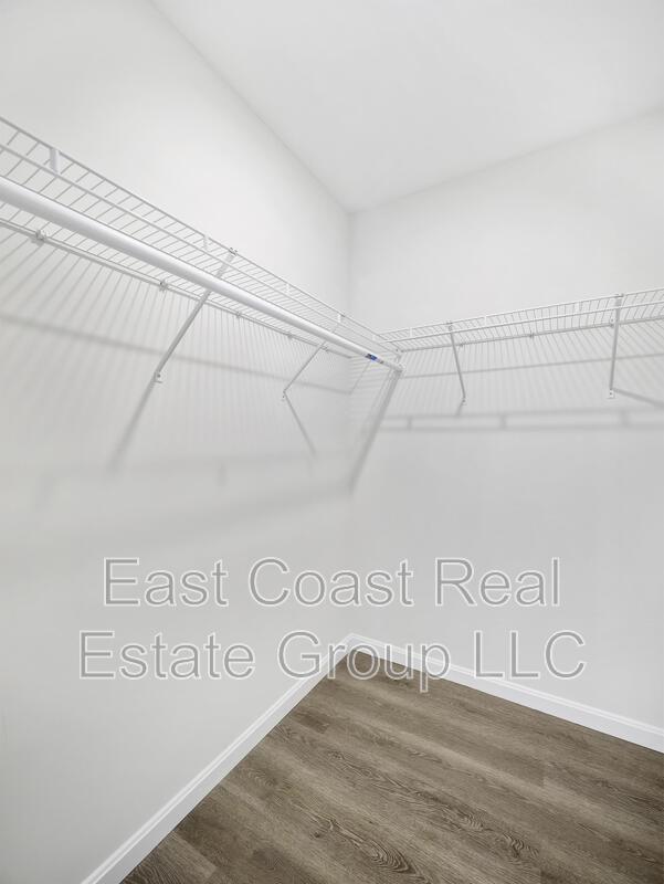 Building Photo - 105 Natural Way