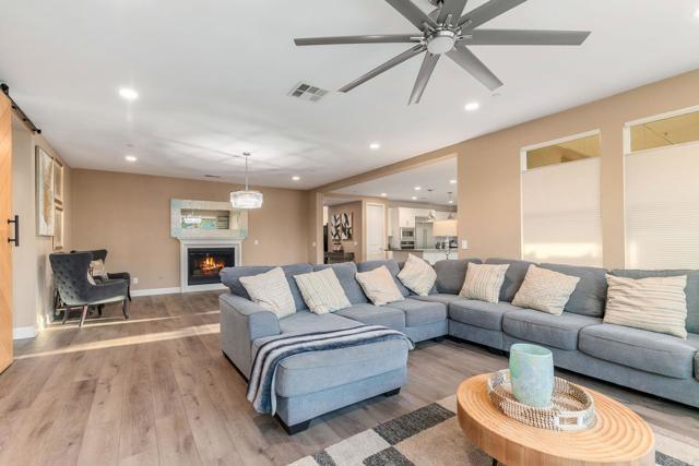 Building Photo - 1316 Vista Ave