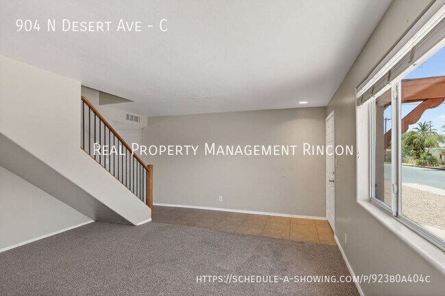 Building Photo - 904 N Desert Ave
