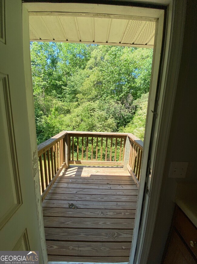 Building Photo - 56 Sunrise Cir