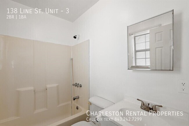 Building Photo - 138 Line St