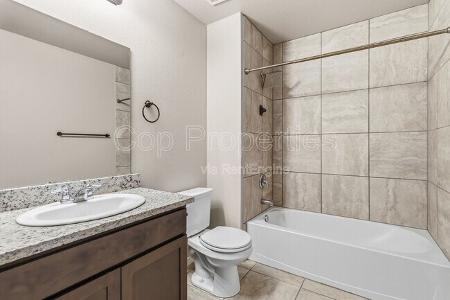 Building Photo - 11103 Belair Dr