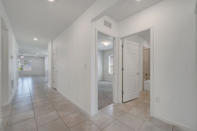 Building Photo - 309 Citrus Isle Lp