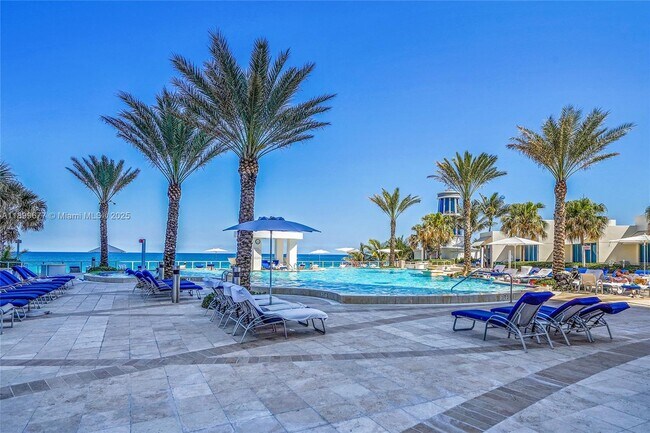 Building Photo - 3101 S Ocean Dr