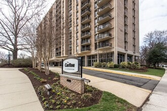 Building Photo - Studio Condo with all utilities included f...