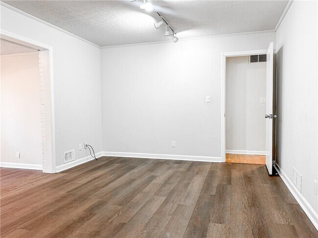 Building Photo - 4591 Woodward Rd