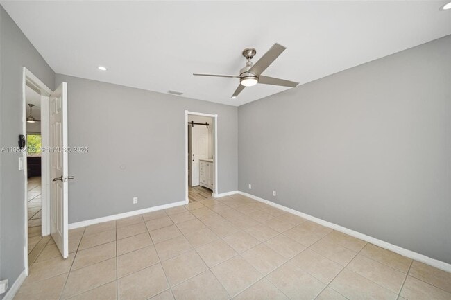 Building Photo - 4949 E Lakes Dr