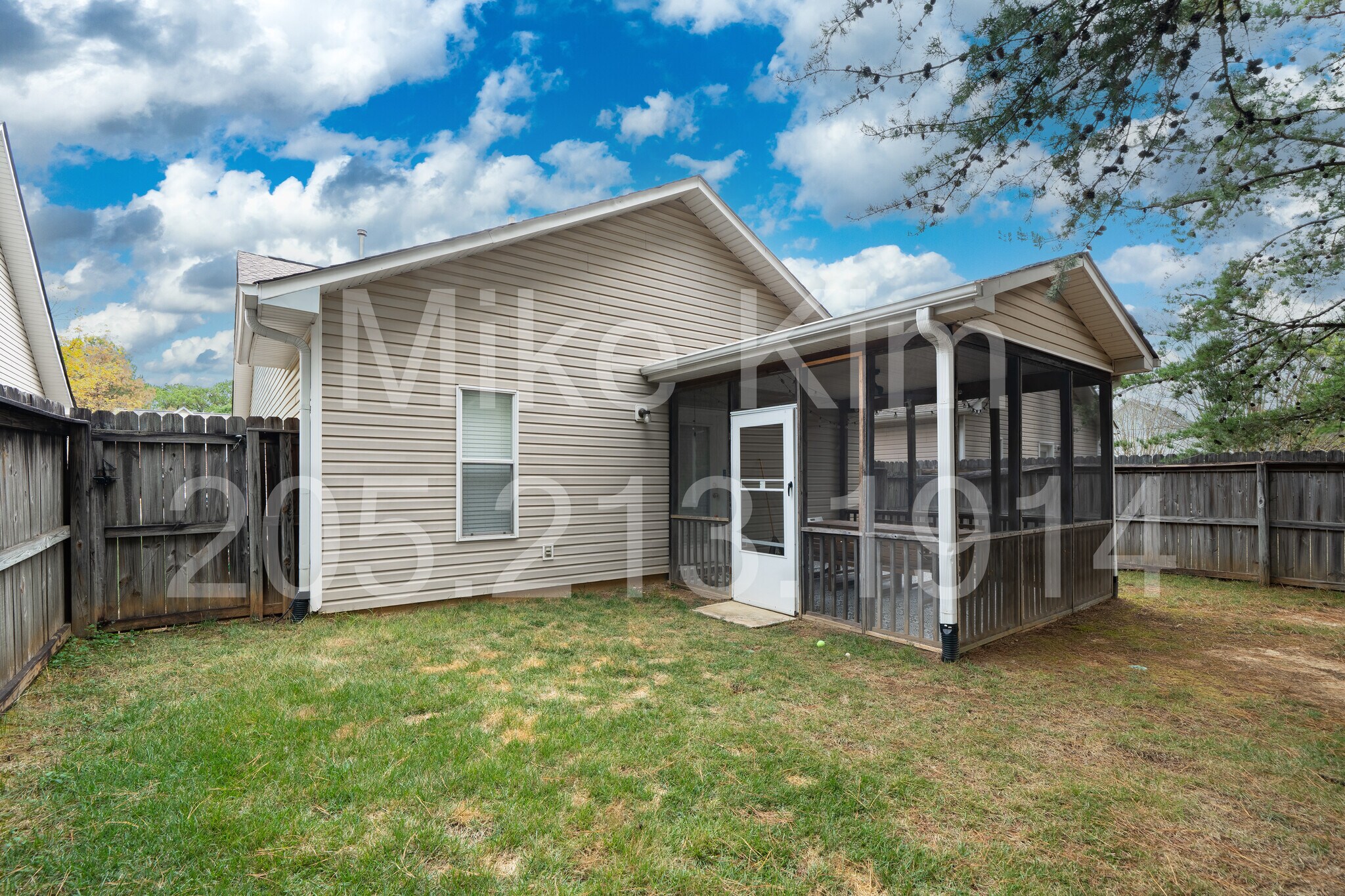 Building Photo - 5290 Cottage Ln