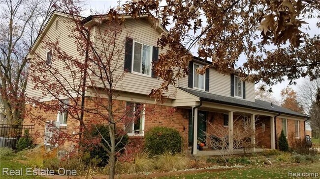 Building Photo - 5837 Folkstone Dr