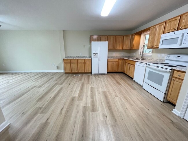 Building Photo - Incredible, newly renovated 3 br 3.5 ba Ca...