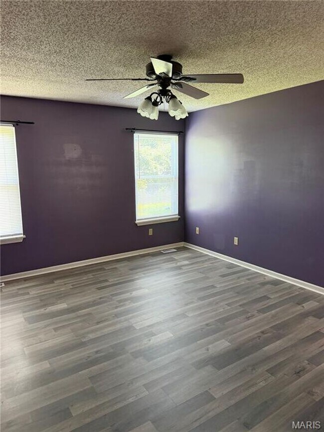 Building Photo - 1203 Advance Dr