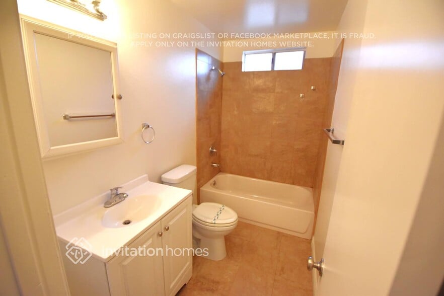 Building Photo - 9532 San Miguel Ave