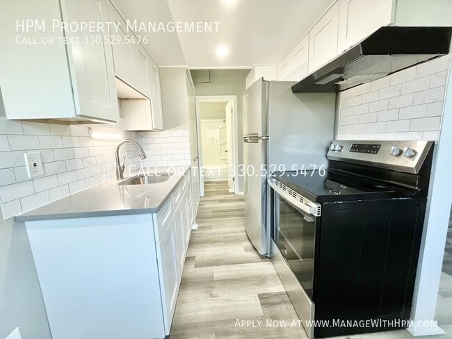 Building Photo - 91 Sheldon Rd