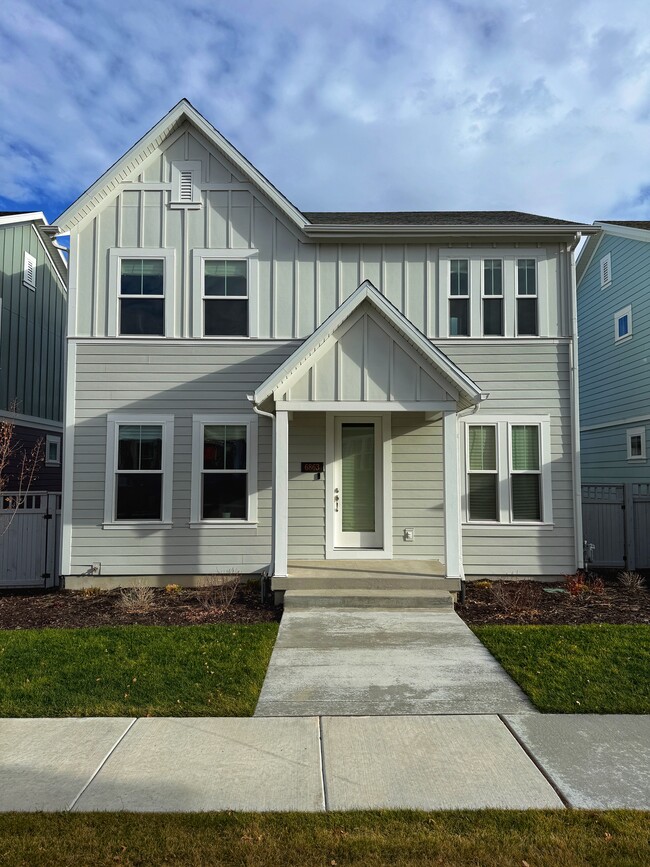 Primary Photo - 6863 W Meadow Grass Dr