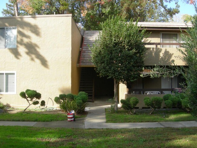 Building Photo - 310 Tradewinds Dr